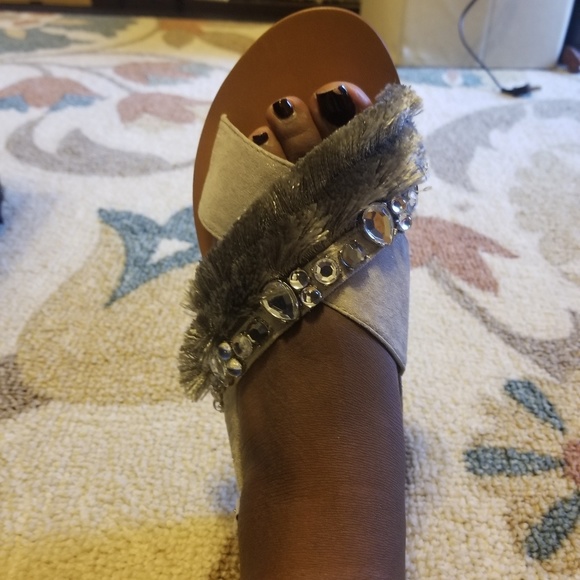 Sandals - Picture 6 of 6